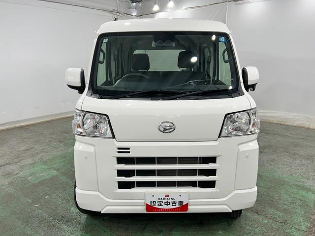 ハイゼットカーゴクルーズ　走行１００６６キロ／クリアランスソナー一年保証・走行距離無制限走行１００６６キロ　助手席エアバック　クリアランスソナー　オートライト　キーフリー　パワーウィンド（埼玉県）の中古車