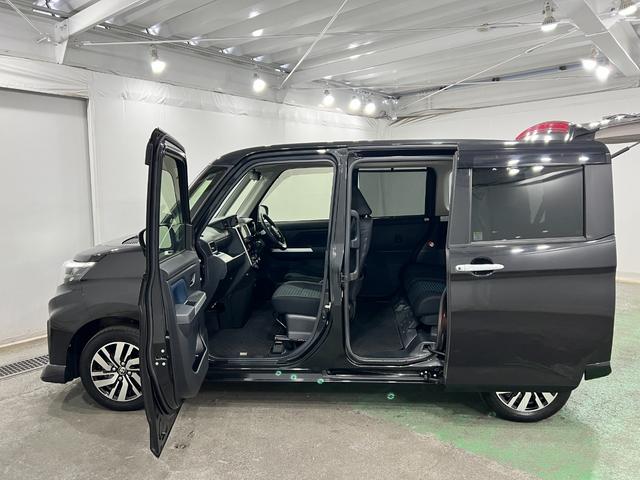 ルーミーカスタムＧ　車検整備付／走行２５８７２キロ／ディスプレイＯＤ１年保証距離無制限　走行距離２５８７２キロ　ディスプレイオーディオ　ブルートゥース　全周囲カメラ　車検整備付　タイヤ４本交換　クリアランスソナー　オートライト　ＬＥＤヘッドライト　両側電動スライドドア（埼玉県）の中古車