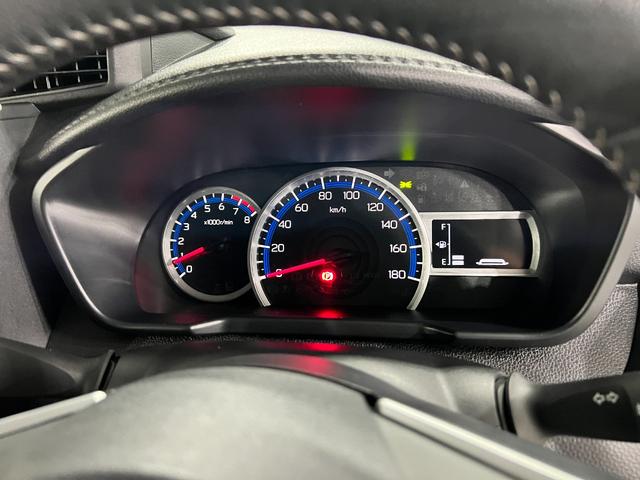 ルーミーカスタムＧ　車検整備付／走行２５８７２キロ／ディスプレイＯＤ１年保証距離無制限　走行距離２５８７２キロ　ディスプレイオーディオ　ブルートゥース　全周囲カメラ　車検整備付　タイヤ４本交換　クリアランスソナー　オートライト　ＬＥＤヘッドライト　両側電動スライドドア（埼玉県）の中古車