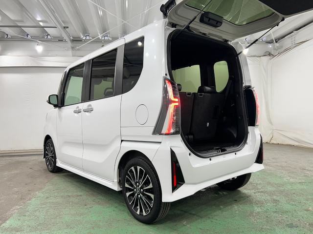 タントカスタムＲＳ　走行２３８２３キロ／クリアランスソナー一年保証・走行距離無制限　走行２３８２３キロ　サイドエアバック　クリアランスソナー　オートマチックハイビーム　オートライト　ＬＥＤヘッドライト　ベンチシート　シートヒーター　両側電動スライドドア（埼玉県）の中古車