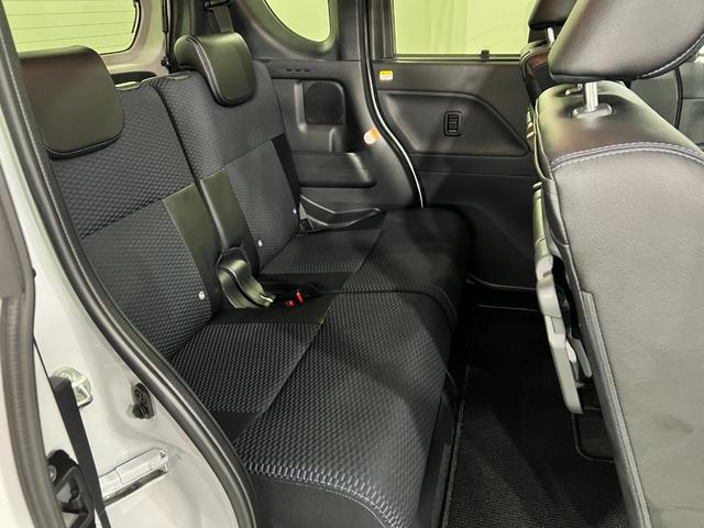 タントカスタムＲＳ　走行２３８２３キロ／クリアランスソナー一年保証・走行距離無制限　走行２３８２３キロ　サイドエアバック　クリアランスソナー　オートマチックハイビーム　オートライト　ＬＥＤヘッドライト　ベンチシート　シートヒーター　両側電動スライドドア（埼玉県）の中古車