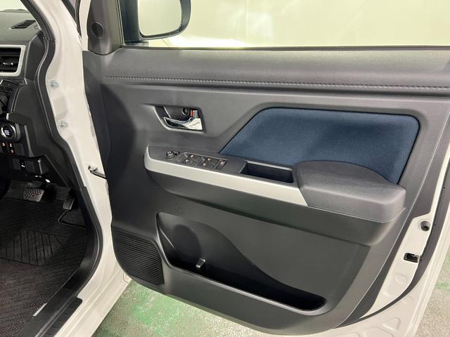 トールカスタムＧ　ターボ　走行４５５３９キロＬＥＤヘッドランプ１年保証距離無制限　走行距離４５５３９キロ　純正マット　ＬＥＤヘッドランプ　アイドリングストップ　両側電動スライドドア　オート格納式ドアミラー　電動パーキングブレーキ　プッシュボタンスタート（埼玉県）の中古車