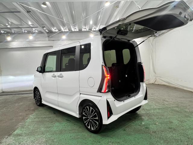 タントカスタムＲＳ　走行１０６５７キロ／ＬＥＤヘッドランプ／マット１年保証距離無制限　走行距離１０６５７キロ　純正マット　サイドエアバッグ　ＬＥＤヘッドランプ　アイドリングストップ　シートヒーター　両側電動スライドドア　オート格納式ドアミラー　電動パーキングブレーキ（埼玉県）の中古車