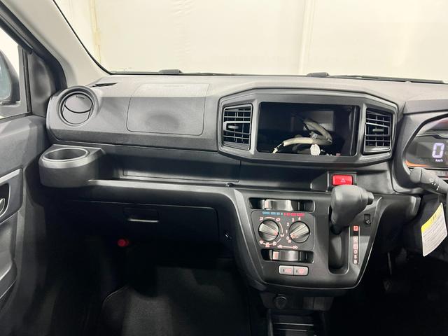 ミライースL SAIII 走行4912キロ/クリアランスソナー一年保証・走行距離無制限 走行4912キロ 助手席エアバック オートライト オートマチックハイビーム クリアランスソナー アイドリングストップ(埼玉県)の中古車