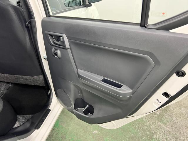 ミライースL SAIII 走行4912キロ/クリアランスソナー一年保証・走行距離無制限 走行4912キロ 助手席エアバック オートライト オートマチックハイビーム クリアランスソナー アイドリングストップ(埼玉県)の中古車