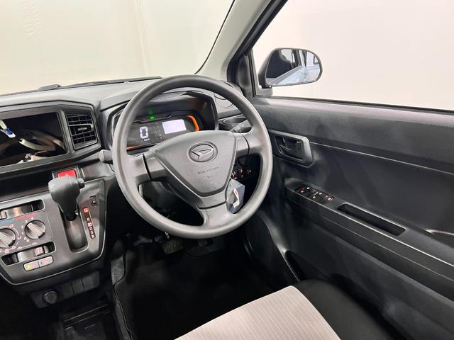 ミライースL SAIII 走行4459キロ/クリアランスソナー一年保証・走行距離無制限 走行4459キロ 助手席エアバック オートライト オートマチックハイビーム クリアランスソナー アイドリングストップ(埼玉県)の中古車