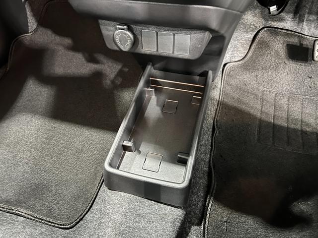 ミライースL SAIII 走行4459キロ/クリアランスソナー一年保証・走行距離無制限 走行4459キロ 助手席エアバック オートライト オートマチックハイビーム クリアランスソナー アイドリングストップ(埼玉県)の中古車