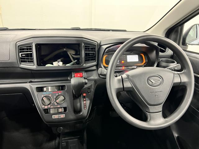 ミライースL SAIII 走行4100キロ/クリアランスソナー一年保証・走行距離無制限 走行4100キロ 助手席エアバック オートライト オートマチックハイビーム クリアランスソナー アイドリングストップ(埼玉県)の中古車