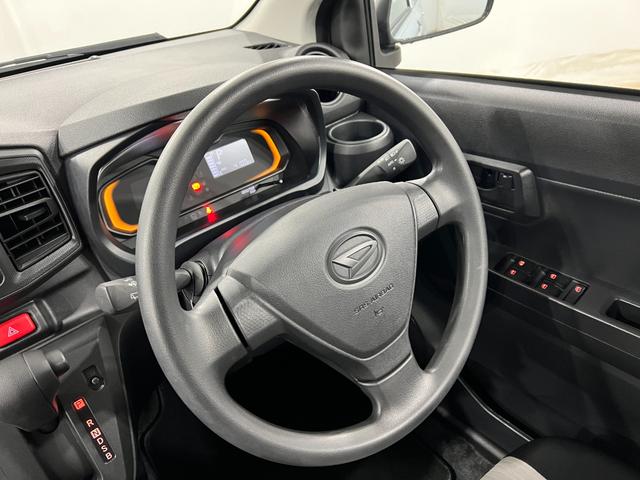 ミライースL SAIII 走行4100キロ/クリアランスソナー一年保証・走行距離無制限 走行4100キロ 助手席エアバック オートライト オートマチックハイビーム クリアランスソナー アイドリングストップ(埼玉県)の中古車