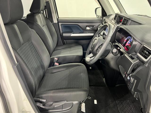 トールカスタムＧ　走行８０１４キロ／９インチナビ／パノラマモニター純正フルセグナビ　パノラマモニター　純正マット　ＬＥＤヘッドランプ　アイドリングストップ　両側電動スライドドア　オート格納式ドアミラー　電動パーキングブレーキ１年保証距離無制限　走行距離８０１４キロ（東京都）の中古車