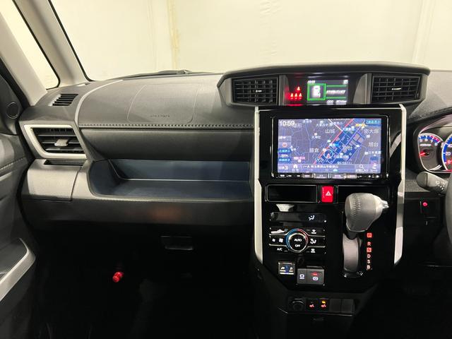 トールカスタムＧ　走行８０１４キロ／９インチナビ／パノラマモニター純正フルセグナビ　パノラマモニター　純正マット　ＬＥＤヘッドランプ　アイドリングストップ　両側電動スライドドア　オート格納式ドアミラー　電動パーキングブレーキ１年保証距離無制限　走行距離８０１４キロ（東京都）の中古車