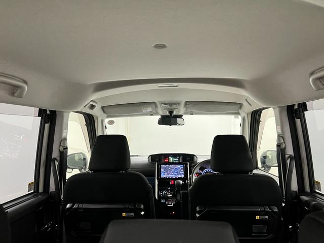 トールカスタムＧ　走行８０１４キロ／９インチナビ／パノラマモニター純正フルセグナビ　パノラマモニター　純正マット　ＬＥＤヘッドランプ　アイドリングストップ　両側電動スライドドア　オート格納式ドアミラー　電動パーキングブレーキ１年保証距離無制限　走行距離８０１４キロ（東京都）の中古車