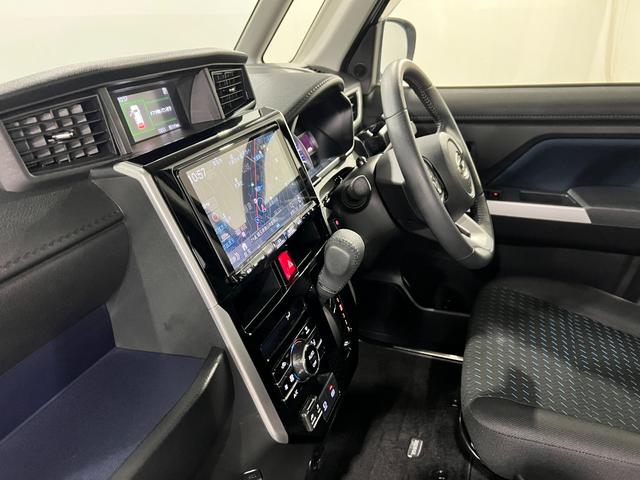 トールカスタムＧ　走行８０１４キロ／９インチナビ／パノラマモニター純正フルセグナビ　パノラマモニター　純正マット　ＬＥＤヘッドランプ　アイドリングストップ　両側電動スライドドア　オート格納式ドアミラー　電動パーキングブレーキ１年保証距離無制限　走行距離８０１４キロ（東京都）の中古車