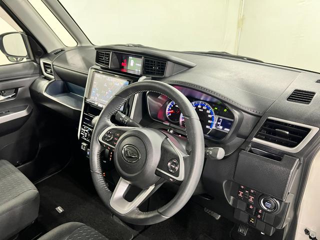 トールカスタムＧ　走行８０１４キロ／９インチナビ／パノラマモニター純正フルセグナビ　パノラマモニター　純正マット　ＬＥＤヘッドランプ　アイドリングストップ　両側電動スライドドア　オート格納式ドアミラー　電動パーキングブレーキ１年保証距離無制限　走行距離８０１４キロ（東京都）の中古車