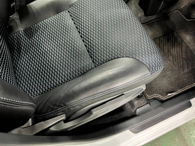 タントカスタムＲＳ　走行２７３３７キロ／車検整備付／シートヒーター一年保証・走行距離無制限　走行２７３３７キロ　サイドエアバック　クリアランスソナー　オートマチックハイビーム　オートライト　ＬＥＤヘッドライト　ベンチシート　シートヒーター　両側電動スライドドア（埼玉県）の中古車