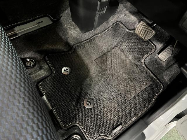 タントカスタムＲＳ　走行３６７５３キロ／クリアランスソナー一年保証・走行距離無制限　走行３６７５３キロ　サイドエアバック　クリアランスソナー　オートマチックハイビーム　オートライト　ＬＥＤヘッドライト　ベンチシート　シートヒーター　両側電動スライドドア（埼玉県）の中古車