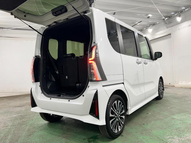 タントカスタムＲＳ　走行３６７５３キロ／クリアランスソナー一年保証・走行距離無制限　走行３６７５３キロ　サイドエアバック　クリアランスソナー　オートマチックハイビーム　オートライト　ＬＥＤヘッドライト　ベンチシート　シートヒーター　両側電動スライドドア（埼玉県）の中古車