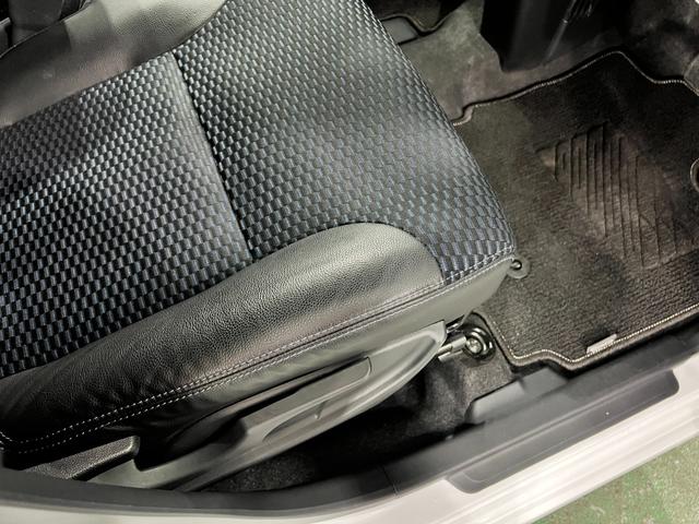 タントカスタムＲＳ　走行５５３５８キロ／クリアランスソナー一年保証・走行距離無制限　走行５５３５８キロ　サイドエアバック　クリアランスソナー　オートマチックハイビーム　オートライト　ＬＥＤヘッドライト　ベンチシート　シートヒーター　両側電動スライドドア（埼玉県）の中古車