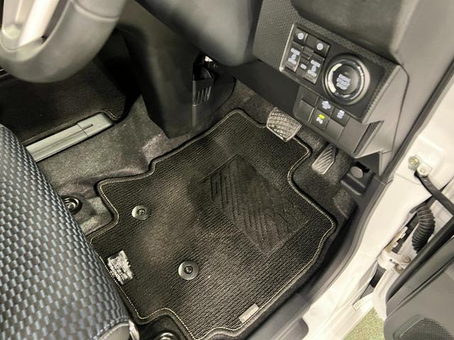 タントカスタムＲＳ　走行２１３６８キロ／ＬＥＤヘッドランプ／マット１年保証距離無制限　走行距離２１３６８キロ　純正マット　サイドエアバッグ　ＬＥＤヘッドランプ　アイドリングストップ　シートヒーター　両側電動スライドドア　オート格納式ドアミラー　キーフリー（東京都）の中古車