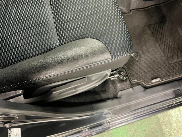 タントカスタムRS 走行26762キロ/クリアランスソナー一年保証・走行距離無制限 走行26762キロ サイドエアバック クリアランスソナー オートマチックハイビーム オートライト LEDヘッドライト ベンチシート シートヒーター 両側電動スライドドア(埼玉県)の中古車