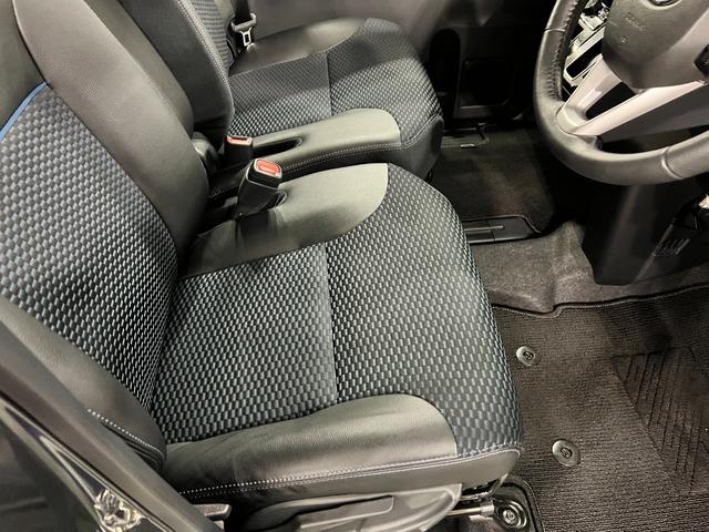 タントカスタムRS 走行26762キロ/クリアランスソナー一年保証・走行距離無制限 走行26762キロ サイドエアバック クリアランスソナー オートマチックハイビーム オートライト LEDヘッドライト ベンチシート シートヒーター 両側電動スライドドア(埼玉県)の中古車