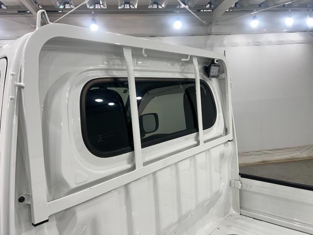 ハイゼットトラックＥＸＴ　走行９９９３キロ／クリアランスソナ／プッシュスタート一年保証・走行距離無制限走行９９９３キロ　助手席エアバック　純正カーペットマット　クリアランスソナー　オートライト　アイドリングストップ　プッシュスタート（埼玉県）の中古車