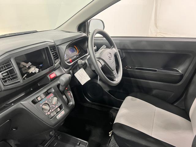 ミライースL SAIII 走行4799キロ/クリアランスソナー一年保証・走行距離無制限 走行4799キロ 助手席エアバック オートライト オートマチックハイビーム クリアランスソナー アイドリングストップ(埼玉県)の中古車