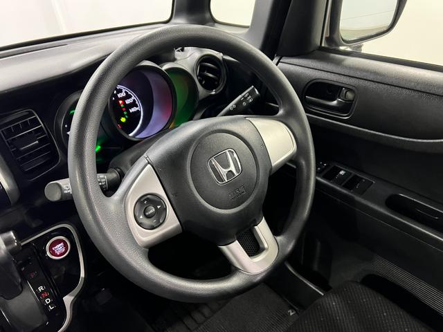 Ｎ−ＢＯＸＧ　ＳＳパッケージ　走行７００４２キロ／車検整備付一年保証・走行距離無制限走行７００４２キロ　車検整備付　タイヤ４本交換　ワンセグナビ　バックカメラ　ＥＴＣ　両側電動スライドドア（埼玉県）の中古車