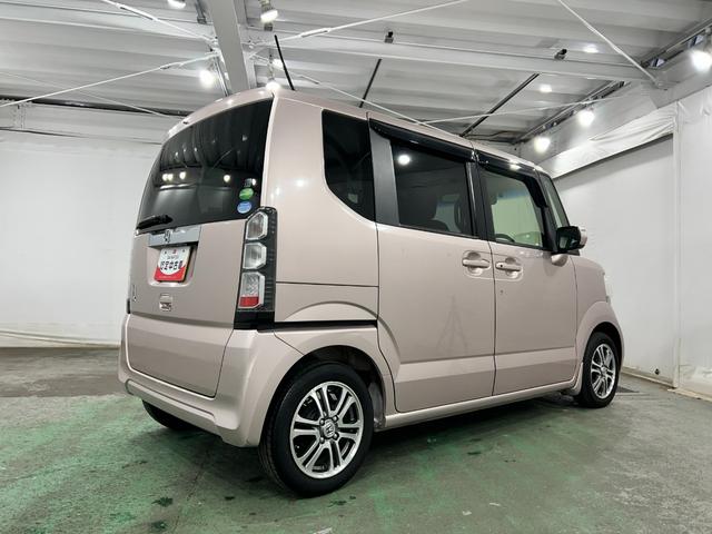 Ｎ−ＢＯＸＧ　ＳＳパッケージ　走行７００４２キロ／車検整備付一年保証・走行距離無制限走行７００４２キロ　車検整備付　タイヤ４本交換　ワンセグナビ　バックカメラ　ＥＴＣ　両側電動スライドドア（埼玉県）の中古車