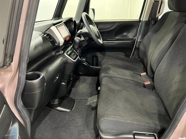 Ｎ−ＢＯＸＧ　ＳＳパッケージ　走行７００４２キロ／車検整備付一年保証・走行距離無制限走行７００４２キロ　車検整備付　タイヤ４本交換　ワンセグナビ　バックカメラ　ＥＴＣ　両側電動スライドドア（埼玉県）の中古車