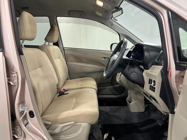 ムーヴＸ　ＳＡ　走行３５６２５キロ／オートライト／純正マット１年保証距離無制限　走行距離３５６２５キロ　純正マット　助手席エアバッグ　オートライト　アイドリングストップ　電動格納式ドアミラー　プッシュボタンスタート　シートアンダートレイ（埼玉県）の中古車