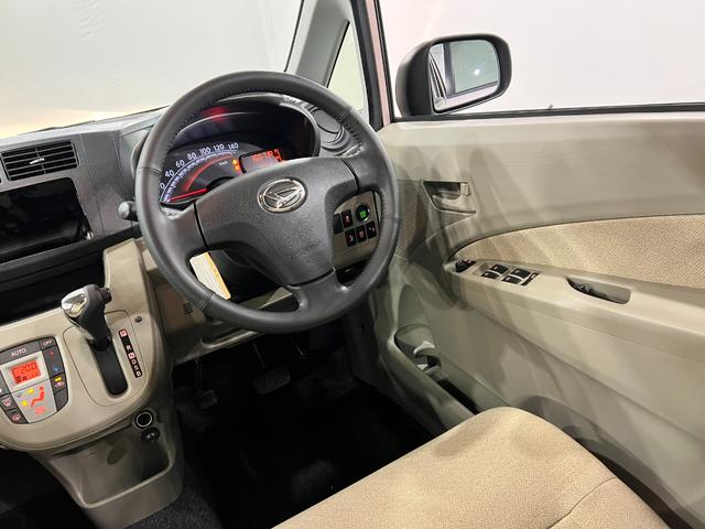 ムーヴＸ　ＳＡ　走行３５６２５キロ／オートライト／純正マット１年保証距離無制限　走行距離３５６２５キロ　純正マット　助手席エアバッグ　オートライト　アイドリングストップ　電動格納式ドアミラー　プッシュボタンスタート　シートアンダートレイ（埼玉県）の中古車