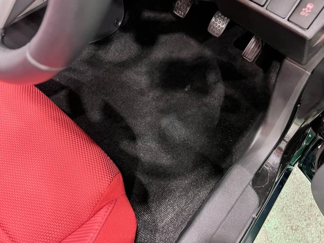 コペンセロ　走行１２０８１０キロ／ＬＥＤヘッドライト／ＭＴ一年保証・走行距離無制限走行１２０８１０キロ　ＬＥＤヘッドライト　助手席エアバック　ＭＴ　電動オープン　キーフリー　エアコン　シートヒーター（埼玉県）の中古車