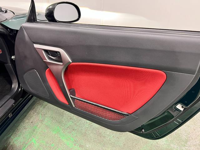 コペンセロ　走行１２０８１０キロ／ＬＥＤヘッドライト／ＭＴ一年保証・走行距離無制限走行１２０８１０キロ　ＬＥＤヘッドライト　助手席エアバック　ＭＴ　電動オープン　キーフリー　エアコン　シートヒーター（埼玉県）の中古車