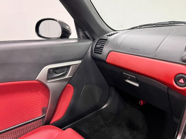 コペンセロ　走行１２０８１０キロ／ＬＥＤヘッドライト／ＭＴ一年保証・走行距離無制限走行１２０８１０キロ　ＬＥＤヘッドライト　助手席エアバック　ＭＴ　電動オープン　キーフリー　エアコン　シートヒーター（埼玉県）の中古車