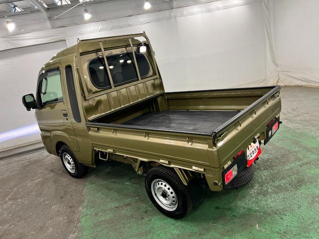 ハイゼットトラックジャンボエクストラ　４ＷＤ／走行３５７４８キロ／ディスプレイ１年保証距離無制限　走行距離３５７４８キロ　４ＷＤ　ディスプレイオーディオ　バックカメラ　ブルートゥース　純正マット　クリアランスソナー　オートライト　ＬＥＤヘッドランプ　アイドリングストップ（埼玉県）の中古車