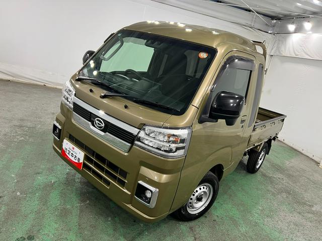 ハイゼットトラックジャンボエクストラ　４ＷＤ／走行３５７４８キロ／ディスプレイ１年保証距離無制限　走行距離３５７４８キロ　４ＷＤ　ディスプレイオーディオ　バックカメラ　ブルートゥース　純正マット　クリアランスソナー　オートライト　ＬＥＤヘッドランプ　アイドリングストップ（埼玉県）の中古車