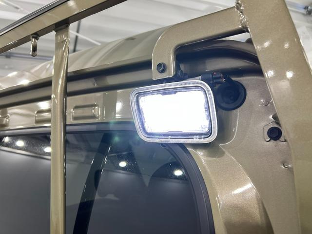 ハイゼットトラックジャンボエクストラ　４ＷＤ／走行３５７４８キロ／ディスプレイ１年保証距離無制限　走行距離３５７４８キロ　４ＷＤ　ディスプレイオーディオ　バックカメラ　ブルートゥース　純正マット　クリアランスソナー　オートライト　ＬＥＤヘッドランプ　アイドリングストップ（埼玉県）の中古車