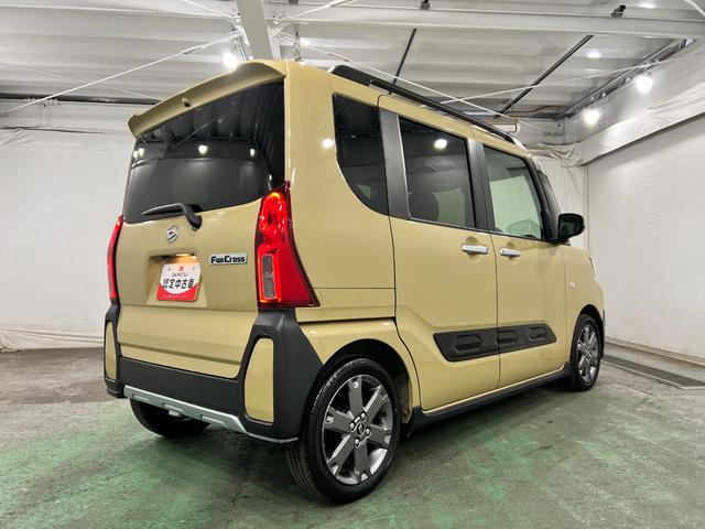 タントファンクロスターボ　走行１８８４０キロ／クリアランスソナー一年保証・走行距離無制限　走行１８８４０キロ　サイドエアバック　クリアランスソナー　オートマチックハイビーム　オートライト　ＬＥＤヘッドライト　ベンチシート　シートヒーター　両側電動スライドドア（埼玉県）の中古車