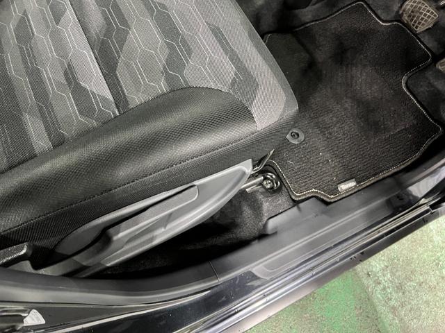 タントファンクロスターボ 走行36403キロ/クリアランスソナー一年保証・走行距離無制限 走行36403キロ サイドエアバック クリアランスソナー オートマチックハイビーム オートライト LEDヘッドライト ベンチシート シートヒーター 両側電動スライドドア(埼玉県)の中古車