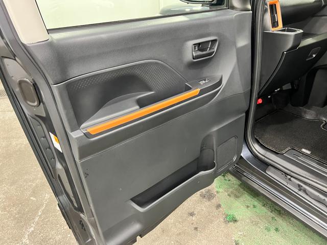 タントファンクロスターボ 走行36403キロ/クリアランスソナー一年保証・走行距離無制限 走行36403キロ サイドエアバック クリアランスソナー オートマチックハイビーム オートライト LEDヘッドライト ベンチシート シートヒーター 両側電動スライドドア(埼玉県)の中古車