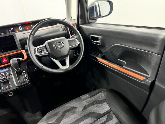 タントファンクロスターボ 走行36403キロ/クリアランスソナー一年保証・走行距離無制限 走行36403キロ サイドエアバック クリアランスソナー オートマチックハイビーム オートライト LEDヘッドライト ベンチシート シートヒーター 両側電動スライドドア(埼玉県)の中古車