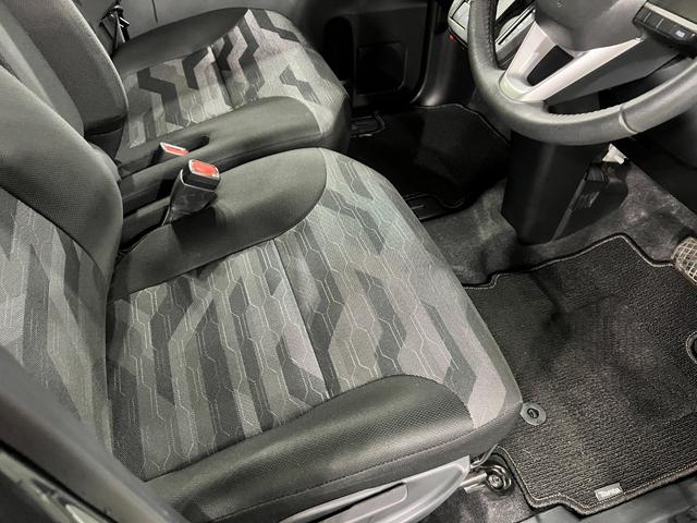 タントファンクロスターボ 走行36403キロ/クリアランスソナー一年保証・走行距離無制限 走行36403キロ サイドエアバック クリアランスソナー オートマチックハイビーム オートライト LEDヘッドライト ベンチシート シートヒーター 両側電動スライドドア(埼玉県)の中古車