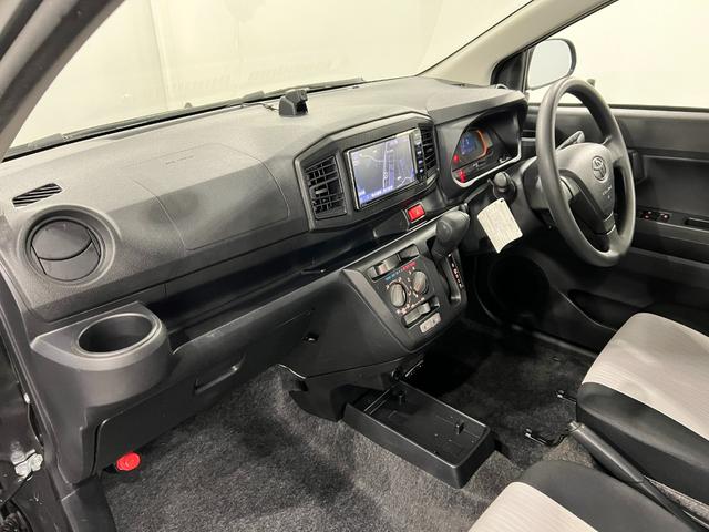 ピクシスエポックＬ　ＳＡIII　走行２６３４７キロ／ワンセグナビ／ドラレコ１年保証距離無制限　走行距離２６３４７キロ　ワンセグナビ　バックカメラ　ドラレコ　助手席エアバッグ　クリアランスソナー　オートライト　アイドリングストップ　キーレスエントリー（埼玉県）の中古車