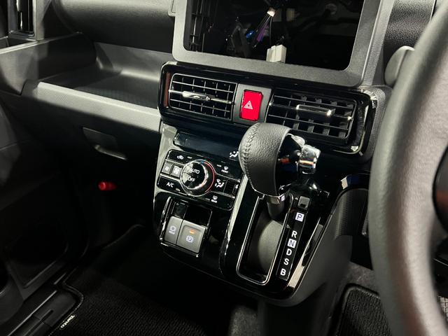 タントカスタムＲＳ　走行１９７８０キロ／クリアランスソナーワンオーナー　禁煙車　サイドエアバック　クリアランスソナー　オートマチックハイビーム　オートライト　ＬＥＤヘッドライト　ベンチシート　シートヒーター　両側電動スライドドア　純正アルミホイール（埼玉県）の中古車