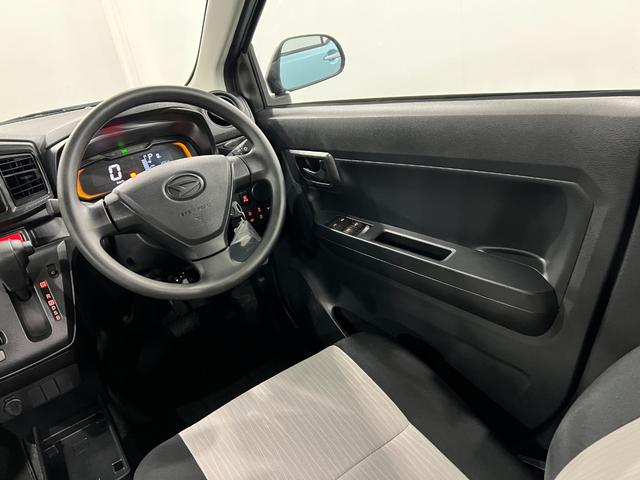 ミライースＬ　ＳＡIII　走行１０５４キロ／クリアランスソナー一年保証・走行距離無制限　走行１０５４キロ　助手席エアバック　オートライト　オートマチックハイビーム　クリアランスソナー　アイドリングストップ（埼玉県）の中古車