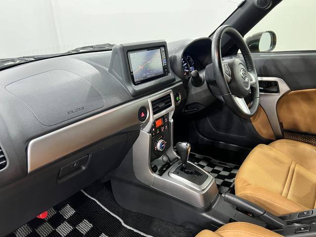 コペンセロ　走行１９９５３キロ／ナビ／バックカメラ／ＥＴＣ／ＡＴ一年保証・走行距離無制限走行１９９５３キロ　フルセグナビ　バックカメラ　ＥＴＣ　ＬＥＤヘッドライト　シートヒーター　アイドリングストップ（埼玉県）の中古車