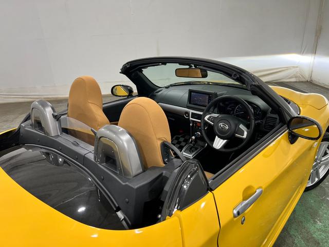 コペンセロ　走行１９９５３キロ／ナビ／バックカメラ／ＥＴＣ／ＡＴ一年保証・走行距離無制限走行１９９５３キロ　フルセグナビ　バックカメラ　ＥＴＣ　ＬＥＤヘッドライト　シートヒーター　アイドリングストップ（埼玉県）の中古車