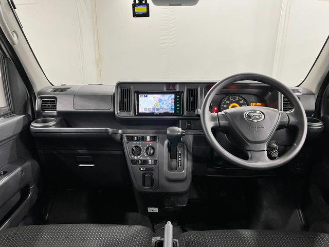 ハイゼットカーゴデッキバンＧ　走行８８４９７キロ／車検整備付／４ＷＤ／ナビ一年保証・走行距離無制限走行８８４９７キロ　フルセグナビ　バックカメラ　ドラレコ　車検整備付　４ＷＤ　ＬＥＤヘッドライト（埼玉県）の中古車