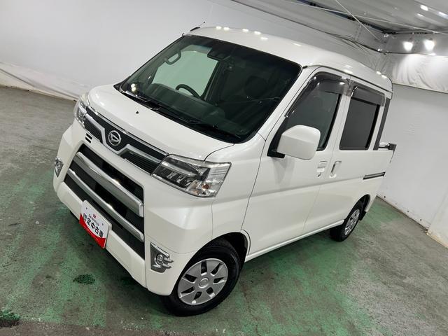 ハイゼットカーゴデッキバンＧ　走行８８４９７キロ／車検整備付／４ＷＤ／ナビ一年保証・走行距離無制限走行８８４９７キロ　フルセグナビ　バックカメラ　ドラレコ　車検整備付　４ＷＤ　ＬＥＤヘッドライト（埼玉県）の中古車